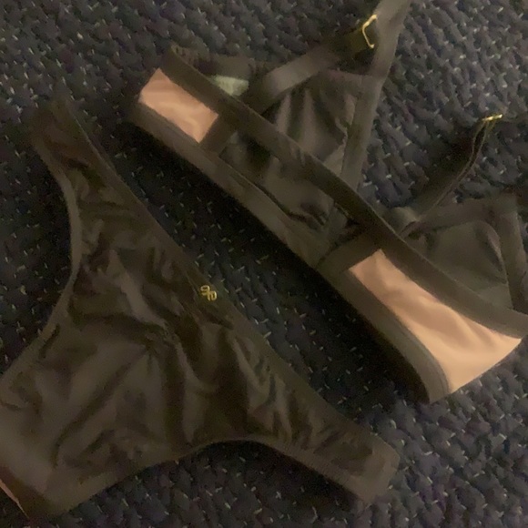 Pilyq Bikini NWOT - Picture 4 of 5